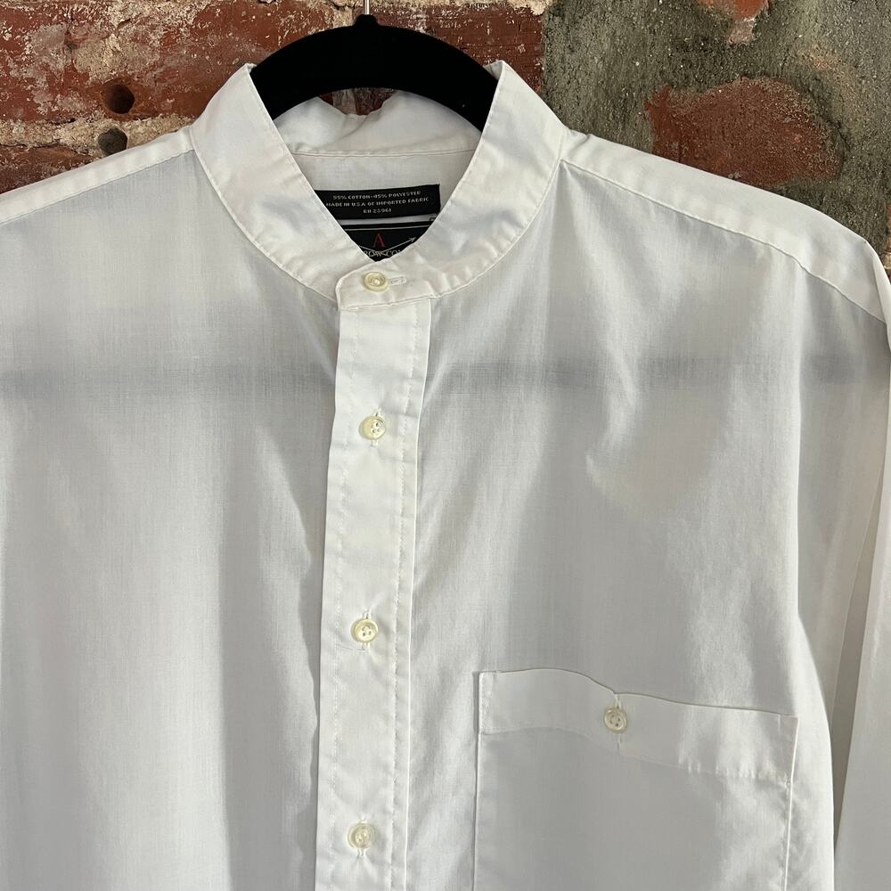 VTG Arrow Men's Collarless Grandad Collar White Shirt 15.5. 32/33